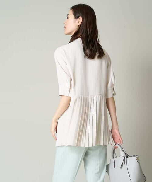 a.v.v / アー・ヴェ・ヴェ シャツ・ブラウス | サイドプリーツブラウス | 詳細25