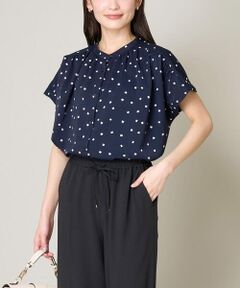 a.v.v / アー・ヴェ・ヴェ シャツ・ブラウス | プリントギャザーブラウス