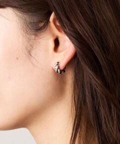 a.v.v / アー・ヴェ・ヴェ ピアス・イヤリング | ひねりフープピアス