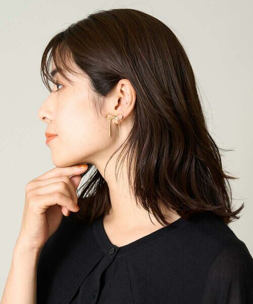 a.v.v / アー・ヴェ・ヴェ ピアス・イヤリング | メタルリボンイヤリング | 詳細3