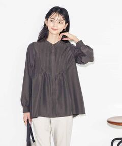 a.v.v / アー・ヴェ・ヴェ シャツ・ブラウス | ピンタックフレアブラウス