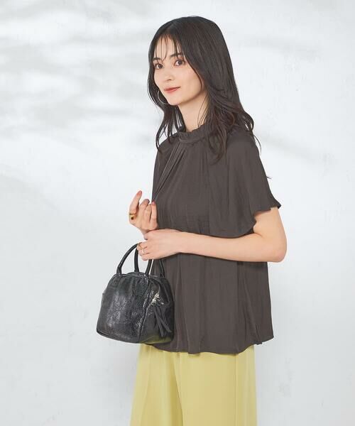 a.v.v / アー・ヴェ・ヴェ シャツ・ブラウス | 【洗える/イージーケア】サテンフリルネックブラウス | 詳細21