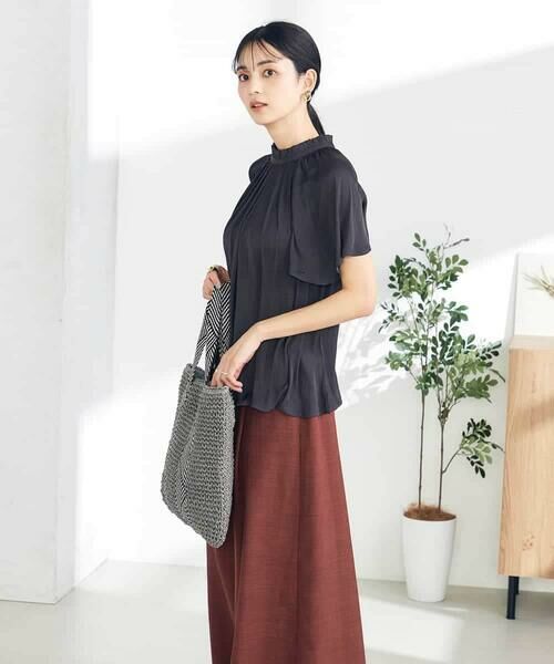 a.v.v / アー・ヴェ・ヴェ シャツ・ブラウス | 【洗える/イージーケア】サテンフリルネックブラウス | 詳細25