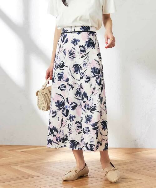 a.v.v / アー・ヴェ・ヴェ ロング・マキシ丈スカート | 花柄ブッチャースカート | 詳細2