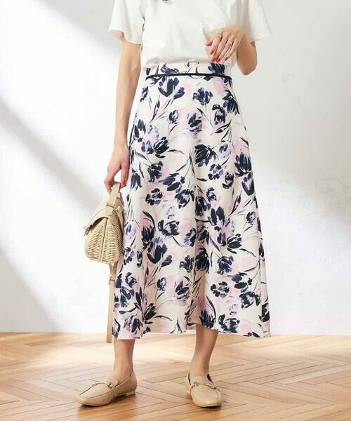 a.v.v / アー・ヴェ・ヴェ ロング・マキシ丈スカート | 花柄ブッチャースカート | 詳細4