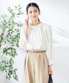 a.v.v / アー・ヴェ・ヴェ シャツ・ブラウス | タックネックブラウス