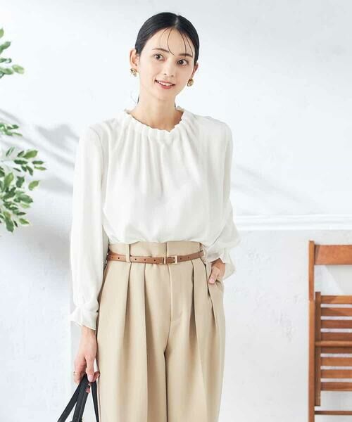 a.v.v / アー・ヴェ・ヴェ シャツ・ブラウス | タックネックブラウス | 詳細11