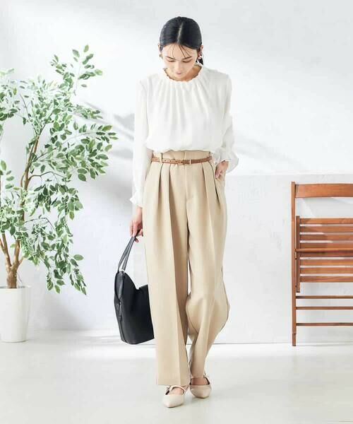 a.v.v / アー・ヴェ・ヴェ シャツ・ブラウス | タックネックブラウス | 詳細13