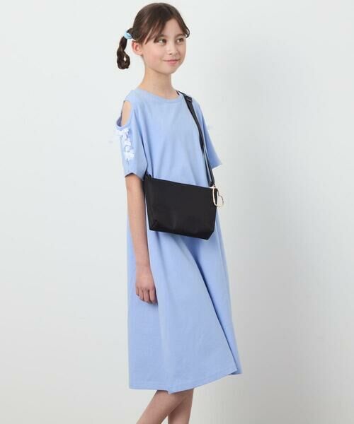 a.v.v / アー・ヴェ・ヴェ ロング・マキシ丈ワンピース | 【ワンピース人気NO1/毛玉になりにくい】[100-130]オフショルレースアップワンピース | 詳細3