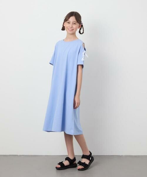 a.v.v / アー・ヴェ・ヴェ ロング・マキシ丈ワンピース | 【ワンピース人気NO1/毛玉になりにくい】[100-130]オフショルレースアップワンピース | 詳細4