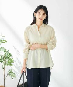 ◆多機能素材が嬉しいシアーシャツ◆<br> <br> 【デザイン】<br> ・人気のバックタックシアーシャツが今年も登場！<br> ・しわになりにくい、程よい透け感の素材にブラッシュアップ<br> ・フロントはシンプルなデザインで使いやすいです<br> ・腰回りが隠れる着丈で体型カバーも◎<br> ・カフスはゴム入りでタックアップしやすいです<br> ・夏の冷房対策にもおすすめ<br> ・カラーバリエーション豊富で様々なシーンで活躍します <br><br> 【素材】<br> ・大人も着やすい程よいシアー素材<br> ・洗濯後のお手入れが簡単なイージーケア<br> ・ご家庭の洗濯機で洗えます<br> ・夏も嬉しい接触冷感素材<br> ・毛玉になりにくい素材を使用 <br><br> 【コーディネート】<br> シンプルなシアーシャツはデイリーに使いやすい一枚。<br> 暑い時期にはタンクトップやキャミソール、Tシャツ合わせがおすすめ。<br> 肌寒くなったら、スウェットやニットのインナーにも。<br> ボトムを選ばず合わせやすいアイテムです。<br> シャツ羽織としても前を閉じても。 <br><br>--------------------<br><br> 透け感：ややあり<br> 裏地：なし<br> 伸縮性：なし<br> 光沢感：なし<br> 生地の厚さ：やや薄め <br> <br> --------------------<br> <br> ≪お気に入り登録機能の使い方≫<br> <br> ■商品のお気に入り登録（ハートマークをクリック）<br> 再入荷通知や値下げ等、お得なご案内を受けることができます。<br> <br> --------------------<br> <br> ※商品画像は、光の当たり具合やパソコンなどの閲覧環境により<br> 実際の色味と異なって見える場合がございます。<br> 商品の色味の目安は商品単体の画像をご参照ください。<br> <br> ※34(XSサイズ)・42(XLサイズ)はWEB・一部限定店舗での販売です。