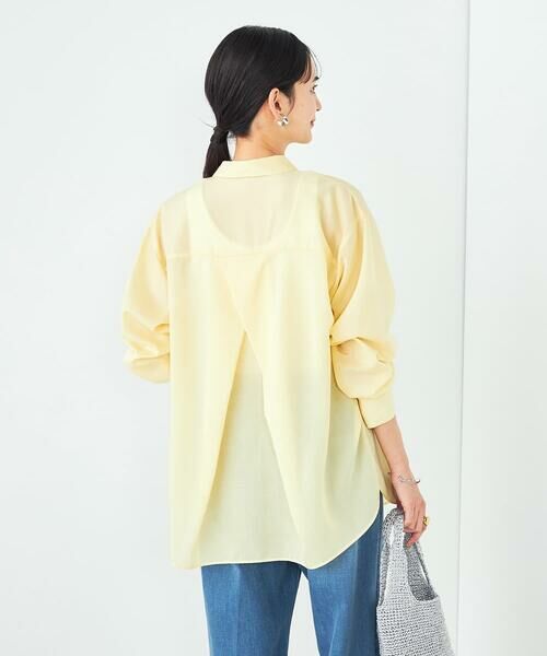 a.v.v / アー・ヴェ・ヴェ シャツ・ブラウス | 【洗える/イージーケア/接触冷感/毛玉になりにくい/雑誌InRed(宝島社)5月号掲載】バックタックシアーシャツ | 詳細2