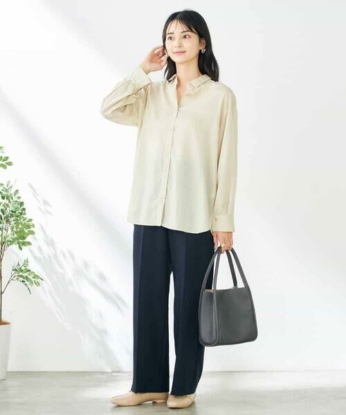 a.v.v / アー・ヴェ・ヴェ シャツ・ブラウス | 【洗える/イージーケア/接触冷感/毛玉になりにくい/雑誌InRed(宝島社)5月号掲載】バックタックシアーシャツ | 詳細24