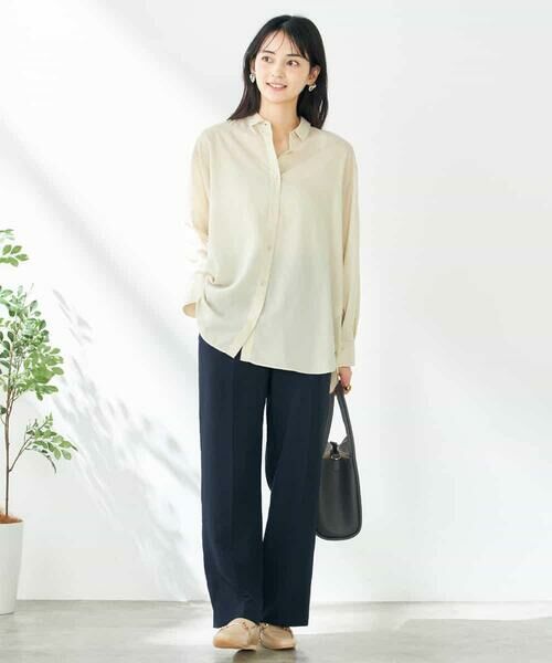 a.v.v / アー・ヴェ・ヴェ シャツ・ブラウス | 【洗える/イージーケア/接触冷感/毛玉になりにくい/雑誌InRed(宝島社)5月号掲載】バックタックシアーシャツ | 詳細25