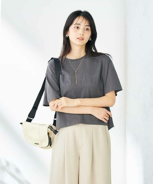 a.v.v / アー・ヴェ・ヴェ カットソー | 【コットン100％】大人のクロップドロゴTシャツ | 詳細5
