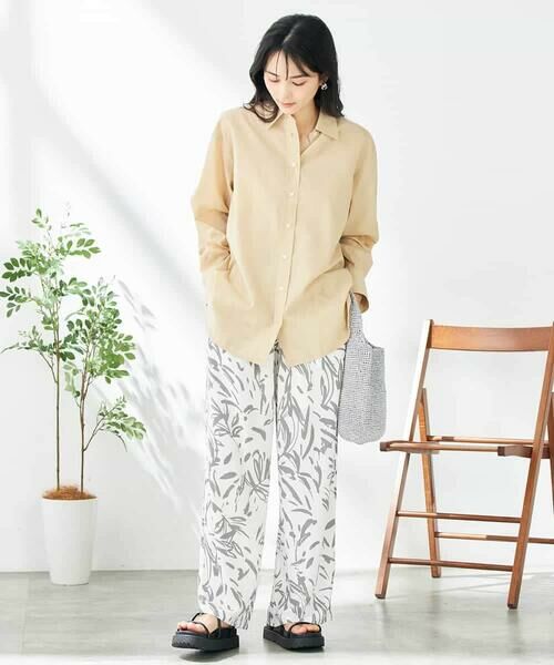 a.v.v / アー・ヴェ・ヴェ チノ・ワークパンツ | 幾何柄プリントイージーパンツ | 詳細1