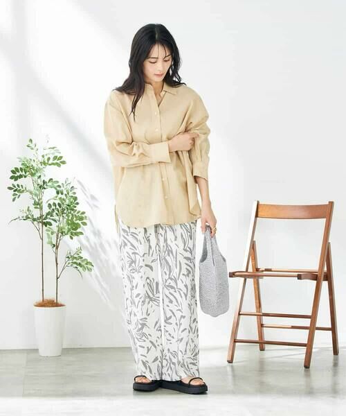 a.v.v / アー・ヴェ・ヴェ チノ・ワークパンツ | 幾何柄プリントイージーパンツ | 詳細4