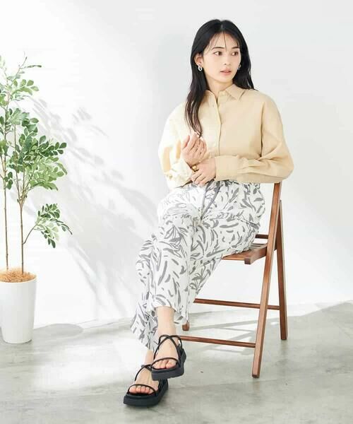 a.v.v / アー・ヴェ・ヴェ チノ・ワークパンツ | 幾何柄プリントイージーパンツ | 詳細5