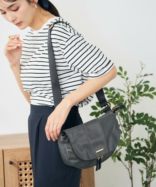 a.v.v / アー・ヴェ・ヴェ メッセンジャーバッグ・ウエストポーチ | ナイロンボディバッグ | 詳細17