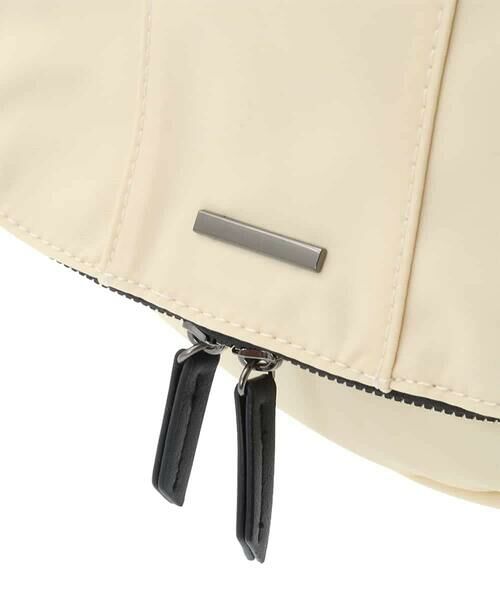 a.v.v / アー・ヴェ・ヴェ メッセンジャーバッグ・ウエストポーチ | ナイロンボディバッグ | 詳細27