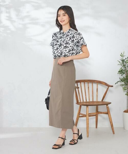 a.v.v / アー・ヴェ・ヴェ シャツ・ブラウス | 花柄ギャザーブラウス | 詳細10