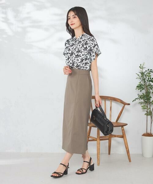 a.v.v / アー・ヴェ・ヴェ シャツ・ブラウス | 花柄ギャザーブラウス | 詳細12