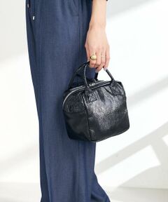 a.v.v / アー・ヴェ・ヴェ ショルダーバッグ | メタリックボックスショルダー