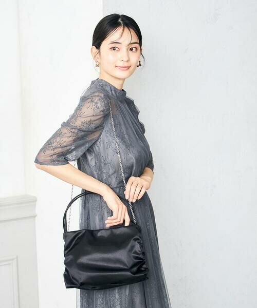 a.v.v / アー・ヴェ・ヴェ その他小物 | サテンギャザーバッグ | 詳細12