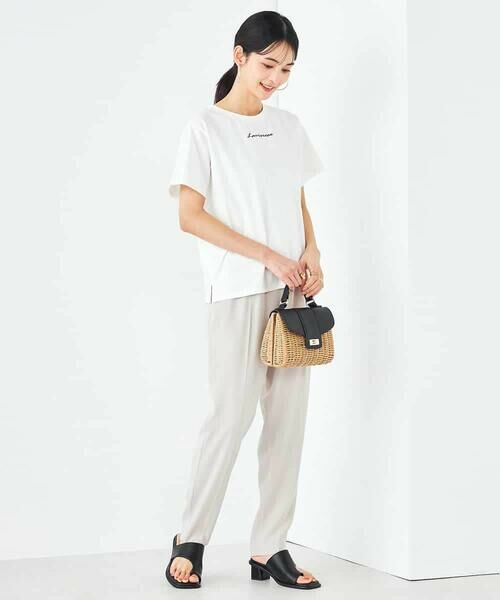 a.v.v / アー・ヴェ・ヴェ カットソー | 【コットン100%】コンパクト刺繍ロゴTシャツ | 詳細13