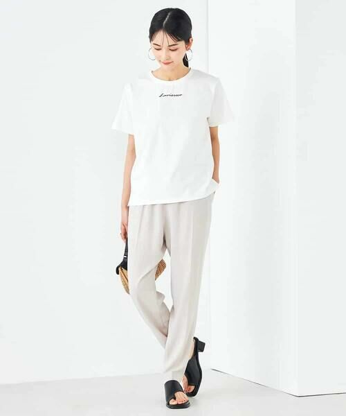 a.v.v / アー・ヴェ・ヴェ カットソー | 【コットン100%】コンパクト刺繍ロゴTシャツ | 詳細9