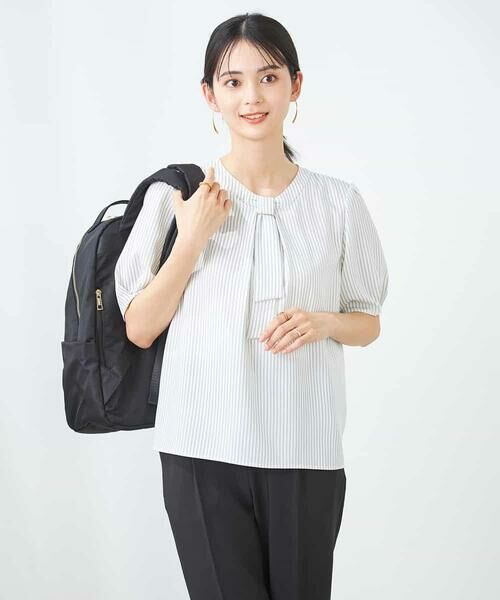 a.v.v / アー・ヴェ・ヴェ シャツ・ブラウス | チャーム付きボウタイブラウス | 詳細12