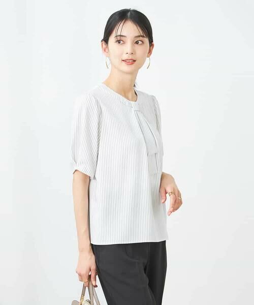 a.v.v / アー・ヴェ・ヴェ シャツ・ブラウス | チャーム付きボウタイブラウス | 詳細17