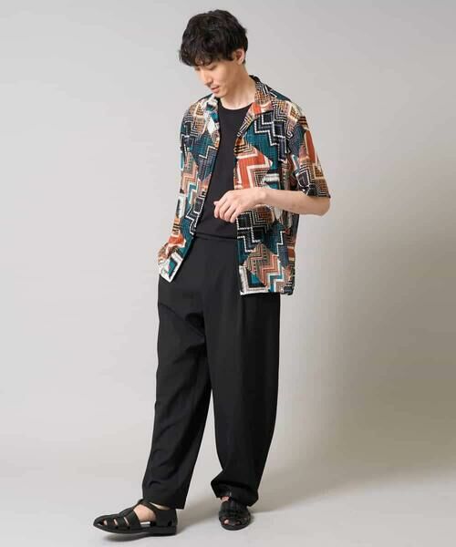 a.v.v / アー・ヴェ・ヴェ シャツ・ブラウス | 【洗濯機で洗える】ビッグ幾何柄 五分袖オープンカラーシャツ | 詳細7