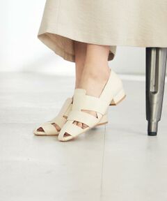 a.v.v / アー・ヴェ・ヴェ フラットシューズ | グルカパンプス