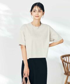 a.v.v / アー・ヴェ・ヴェ カットソー | エンボスロゴクロップドTシャツ