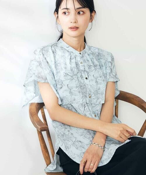 a.v.v / アー・ヴェ・ヴェ シャツ・ブラウス | 線画プリントケープブラウス | 詳細1