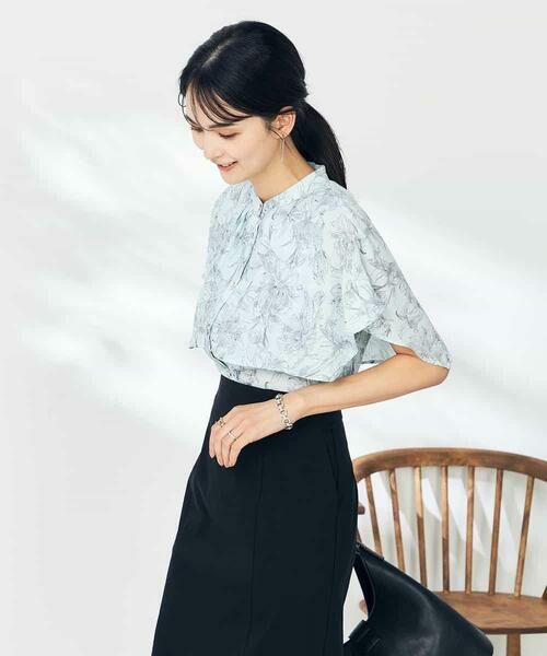 a.v.v / アー・ヴェ・ヴェ シャツ・ブラウス | 線画プリントケープブラウス | 詳細10