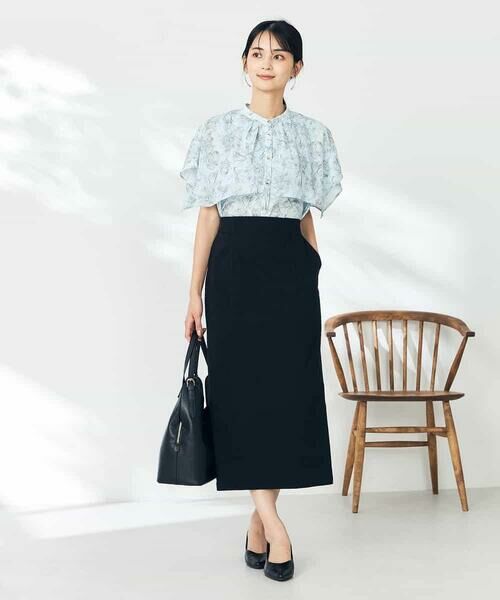 a.v.v / アー・ヴェ・ヴェ シャツ・ブラウス | 線画プリントケープブラウス | 詳細13