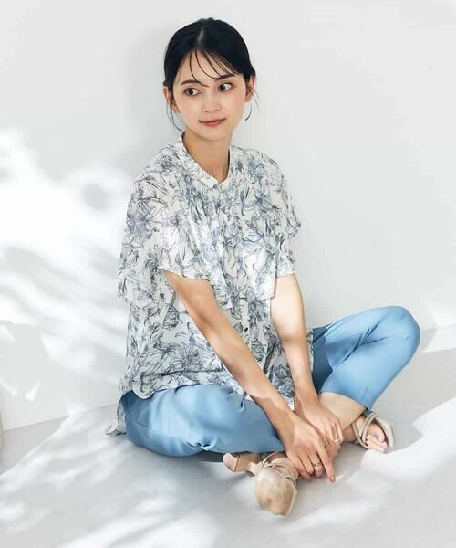 a.v.v / アー・ヴェ・ヴェ シャツ・ブラウス | 線画プリントケープブラウス | 詳細25