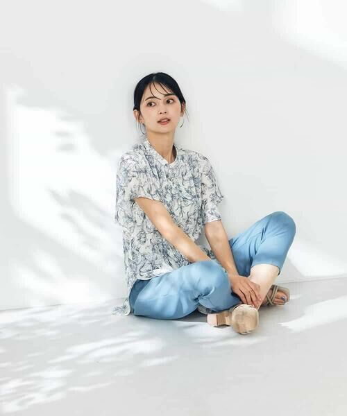 a.v.v / アー・ヴェ・ヴェ シャツ・ブラウス | 線画プリントケープブラウス | 詳細30