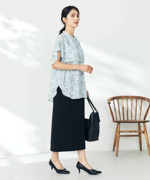 a.v.v / アー・ヴェ・ヴェ シャツ・ブラウス | 線画プリントケープブラウス | 詳細8