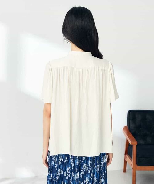 a.v.v / アー・ヴェ・ヴェ シャツ・ブラウス | サテンシャーリングブラウス | 詳細22