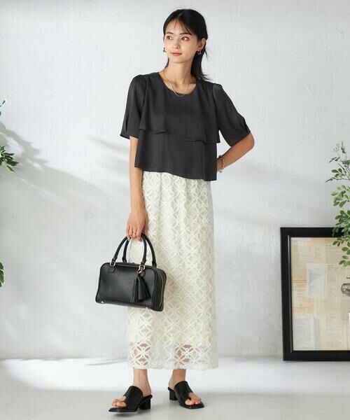 a.v.v / アー・ヴェ・ヴェ シャツ・ブラウス | 【接触冷感/UVカット/吸水速乾/イージーケア】サテンティアードブラウス | 詳細17