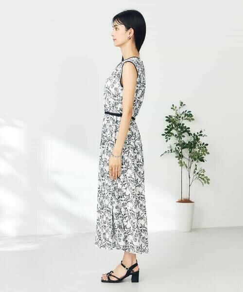 a.v.v / アー・ヴェ・ヴェ ロング・マキシ丈ワンピース | 配色パイピング切り替えワンピース | 詳細13