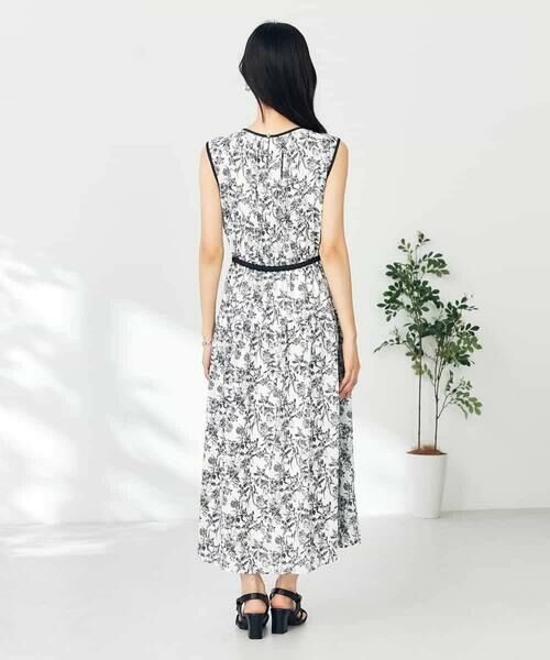 a.v.v / アー・ヴェ・ヴェ ロング・マキシ丈ワンピース | 配色パイピング切り替えワンピース | 詳細14