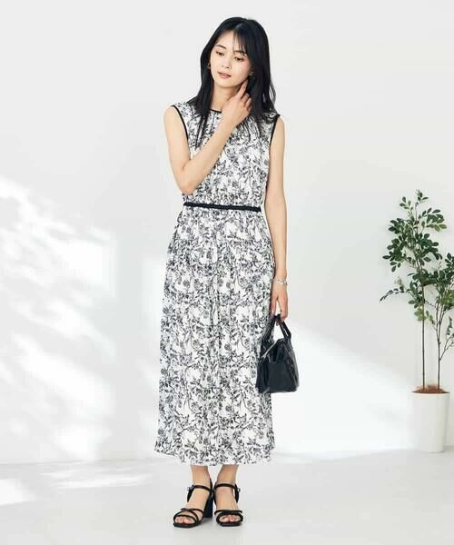 a.v.v / アー・ヴェ・ヴェ ロング・マキシ丈ワンピース | 配色パイピング切り替えワンピース | 詳細2