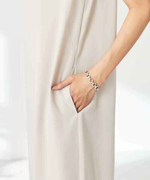 a.v.v / アー・ヴェ・ヴェ ロング・マキシ丈ワンピース | 【接触冷感/洗える/イージーケア】バックヨークノースリーブワンピース | 詳細14