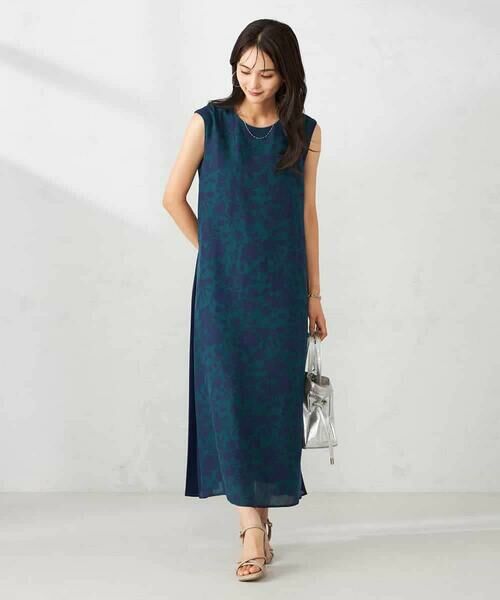 a.v.v / アー・ヴェ・ヴェ ロング・マキシ丈ワンピース | 【洗える】サイドプリーツノースリーブワンピース | 詳細7