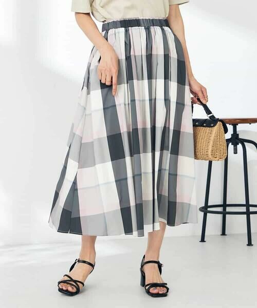 a.v.v / アー・ヴェ・ヴェ ロング・マキシ丈スカート | 【接触冷感/洗える】ビックチェックタフタスカート | 詳細1