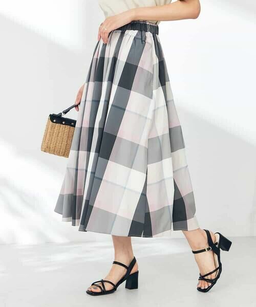 a.v.v / アー・ヴェ・ヴェ ロング・マキシ丈スカート | 【接触冷感/洗える】ビックチェックタフタスカート | 詳細2